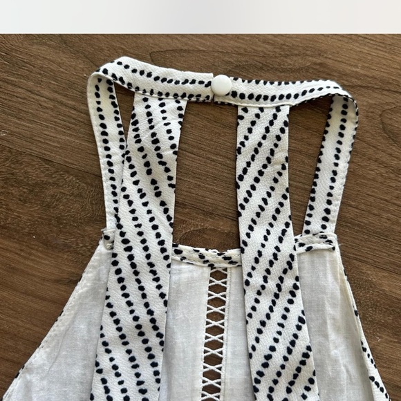 LF Romper - Picture 3 of 5